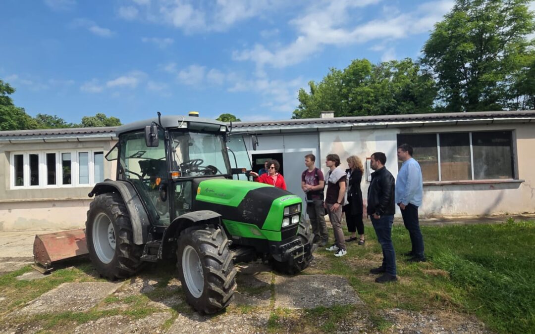 Maturanti Tesle su posjetili Agronomski fakultet (20.05.2025.)